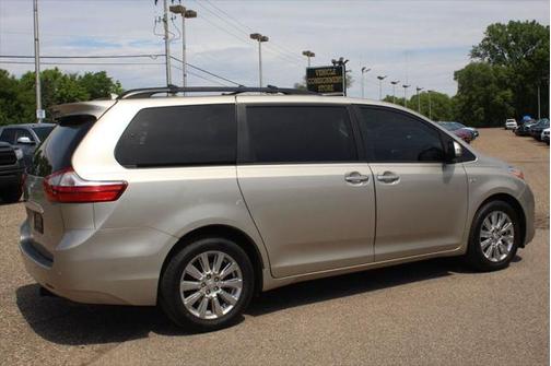 2017 Toyota Sienna Limited Premium