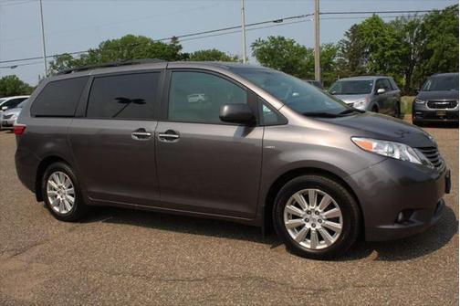 2017 Toyota Sienna XLE Premium