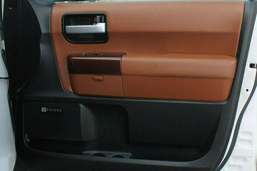 2014 Toyota Sequoia Platinum