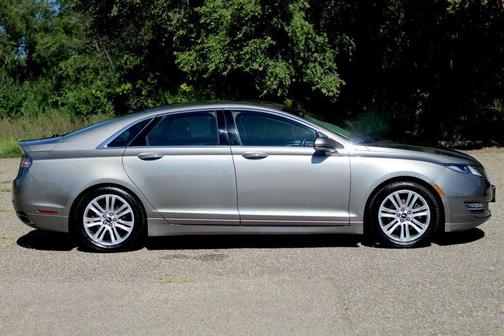 2016 Lincoln MKZ Base