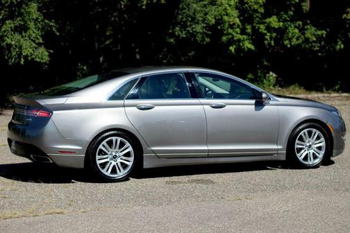 2016 Lincoln MKZ Base