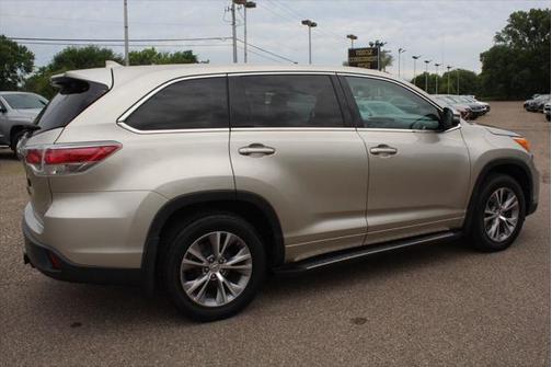 2014 Toyota Highlander LE Plus