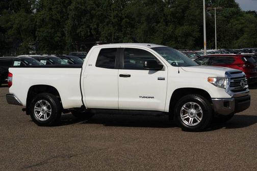 Super White 2015 Toyota Tundra SR5