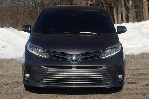2019 Toyota Sienna Limited