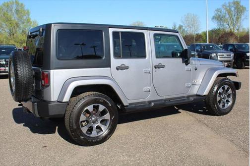 2016 Jeep Wrangler Unlimited Sahara