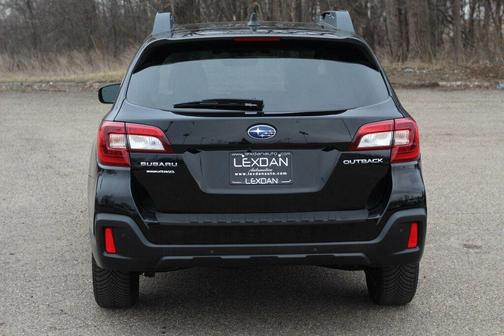 Crystal Black Silica 2019 Subaru Outback 2.5i Limited