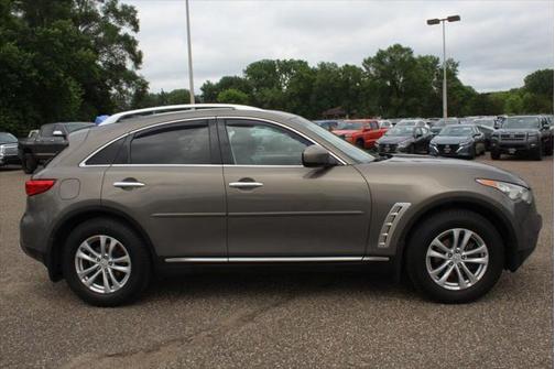 2010 INFINITI FX35 Base