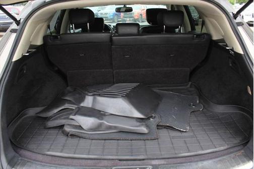 2010 INFINITI FX35 Base