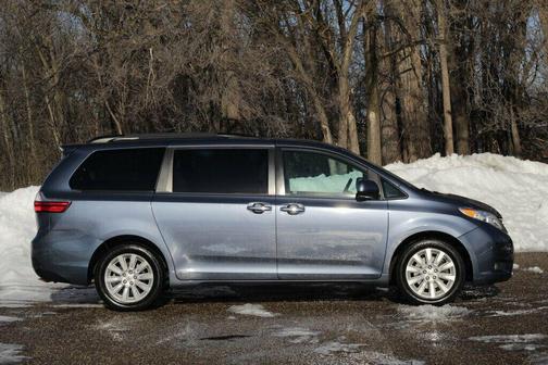 2015 Toyota Sienna XLE Premium