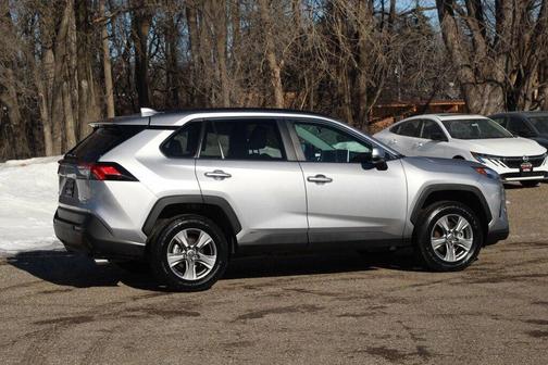 2023 Toyota RAV4 Hybrid XLE