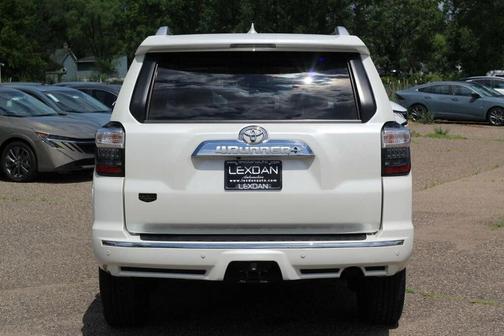 Blizzard Pearl 2016 Toyota 4Runner Limited