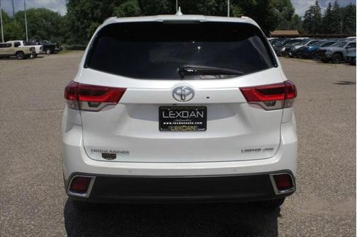 2019 Toyota Highlander Limited Platinum
