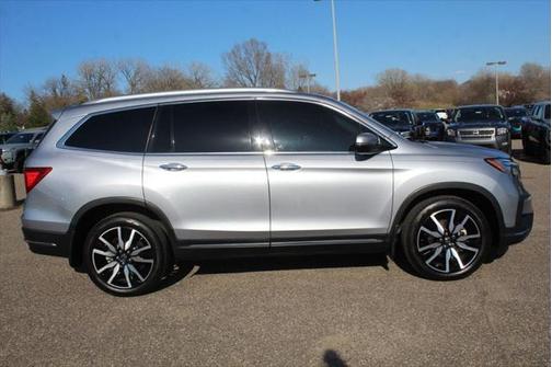 2020 Honda Pilot AWD Elite