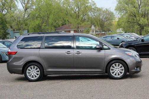 Predawn Gray Mica 2015 Toyota Sienna Limited Premium