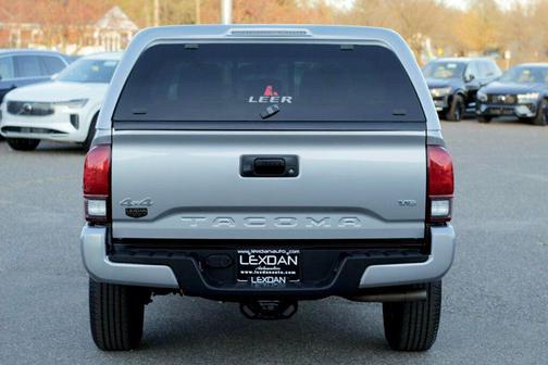 2018 Toyota Tacoma SR