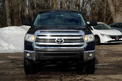 2017 Toyota Tundra SR5