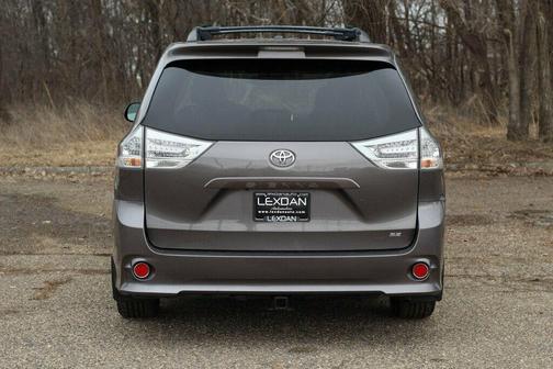 2017 Toyota Sienna SE