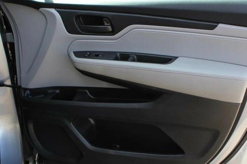 Lunar Silver Metallic 2020 Honda Odyssey EX-L w/Navigation/RES