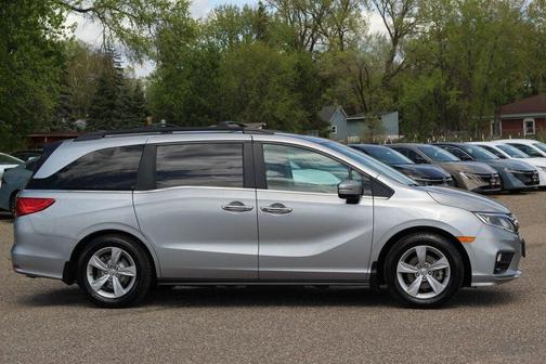 Lunar Silver Metallic 2020 Honda Odyssey EX-L w/Navigation/RES