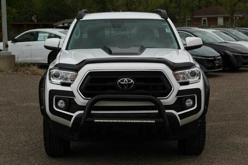 Ice Cap 2023 Toyota Tacoma SR5