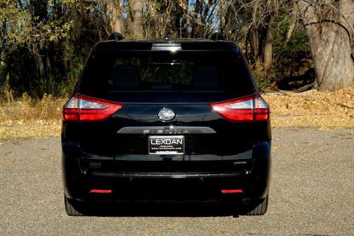 2017 Toyota Sienna Limited