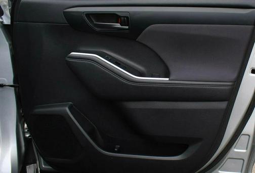 2020 Toyota Highlander Hybrid LE