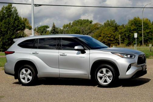 2020 Toyota Highlander Hybrid LE