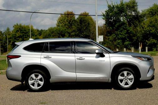 2020 Toyota Highlander Hybrid LE