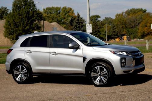 2024 Mitsubishi Outlander Sport SE