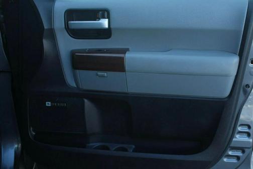 2017 Toyota Sequoia Platinum