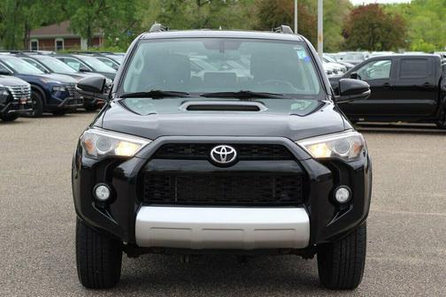 Midnight Black Metallic 2018 Toyota 4Runner TRD Off Road Premium