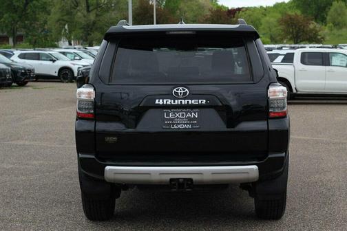 Midnight Black Metallic 2018 Toyota 4Runner TRD Off Road Premium