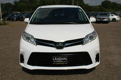 2020 Toyota Sienna LE