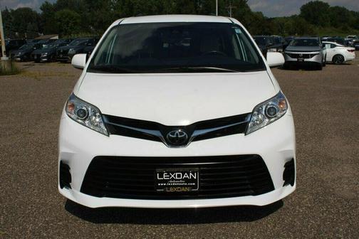 2020 Toyota Sienna LE