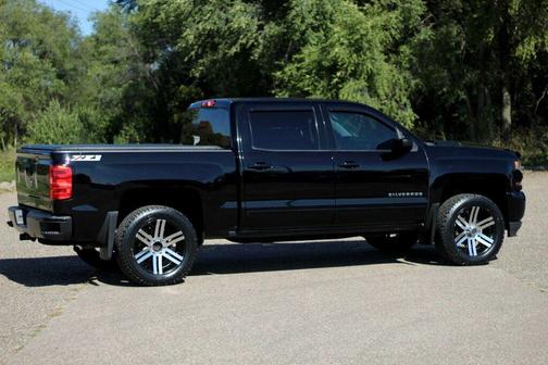 2017 Chevrolet Silverado 1500 2LT