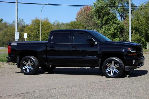 2017 Chevrolet Silverado 1500 2LT