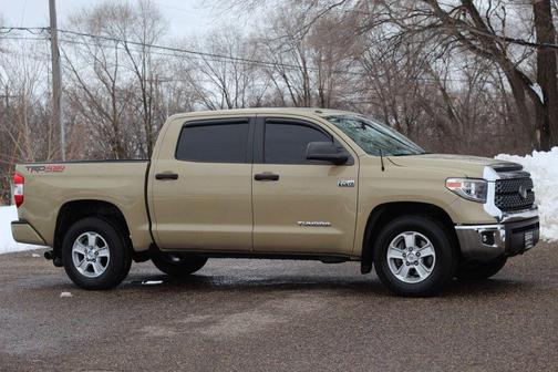 2018 Toyota Tundra SR5