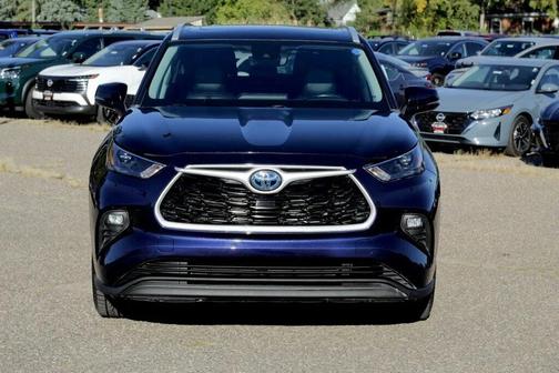 2023 Toyota Highlander Hybrid XLE