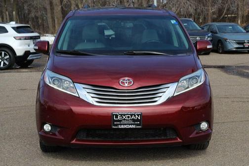 2017 Toyota Sienna Limited Premium