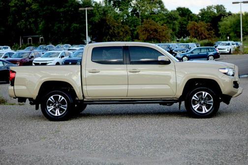 2018 Toyota Tacoma TRD Sport