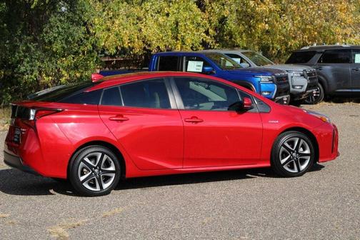 2021 Toyota Prius XLE