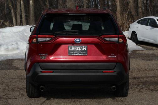 2022 Toyota RAV4 Hybrid SE