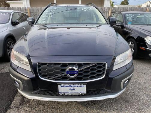 Magic Blue Metallic 2016 Volvo XC70 T5 Platinum