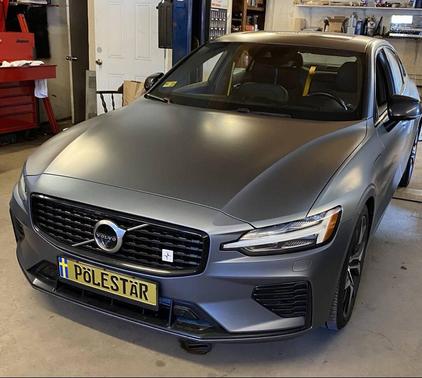 Osmium Grey Metallic 2020 Volvo S60 Polestar
