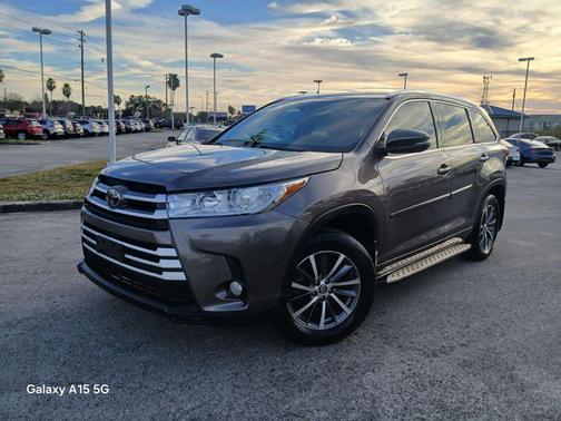 2017 Toyota Highlander XLE