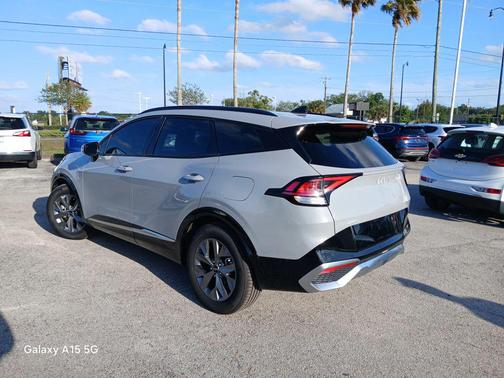 Wolf Gray 2023 Kia Sportage SX