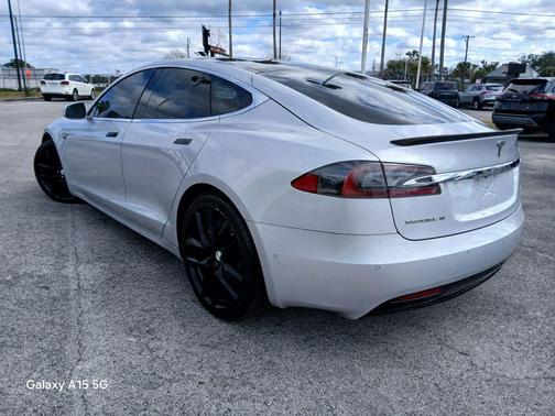 2016 Tesla Model S 75D