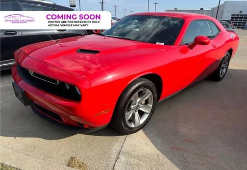 Octane Red Pearlcoat 2022 Dodge Challenger SXT