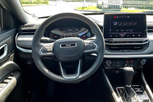 2024 Jeep Compass Sport