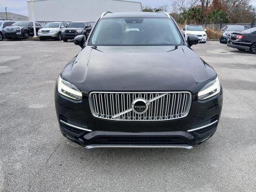 2018 Volvo XC90 T6 Inscription